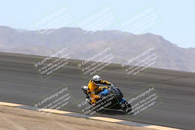 media/Apr-10-2022-SoCal Trackdays (Sun) [[f104b12566]]/Bowl (11am)/